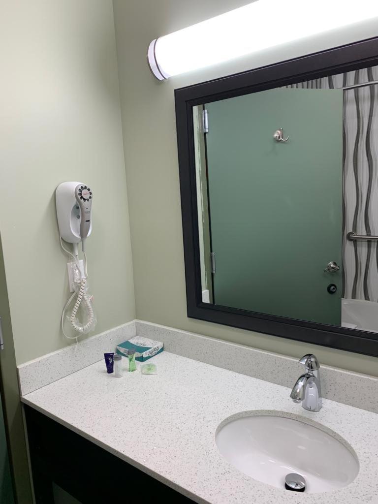 Quality Inn Queens Nova York Exterior foto